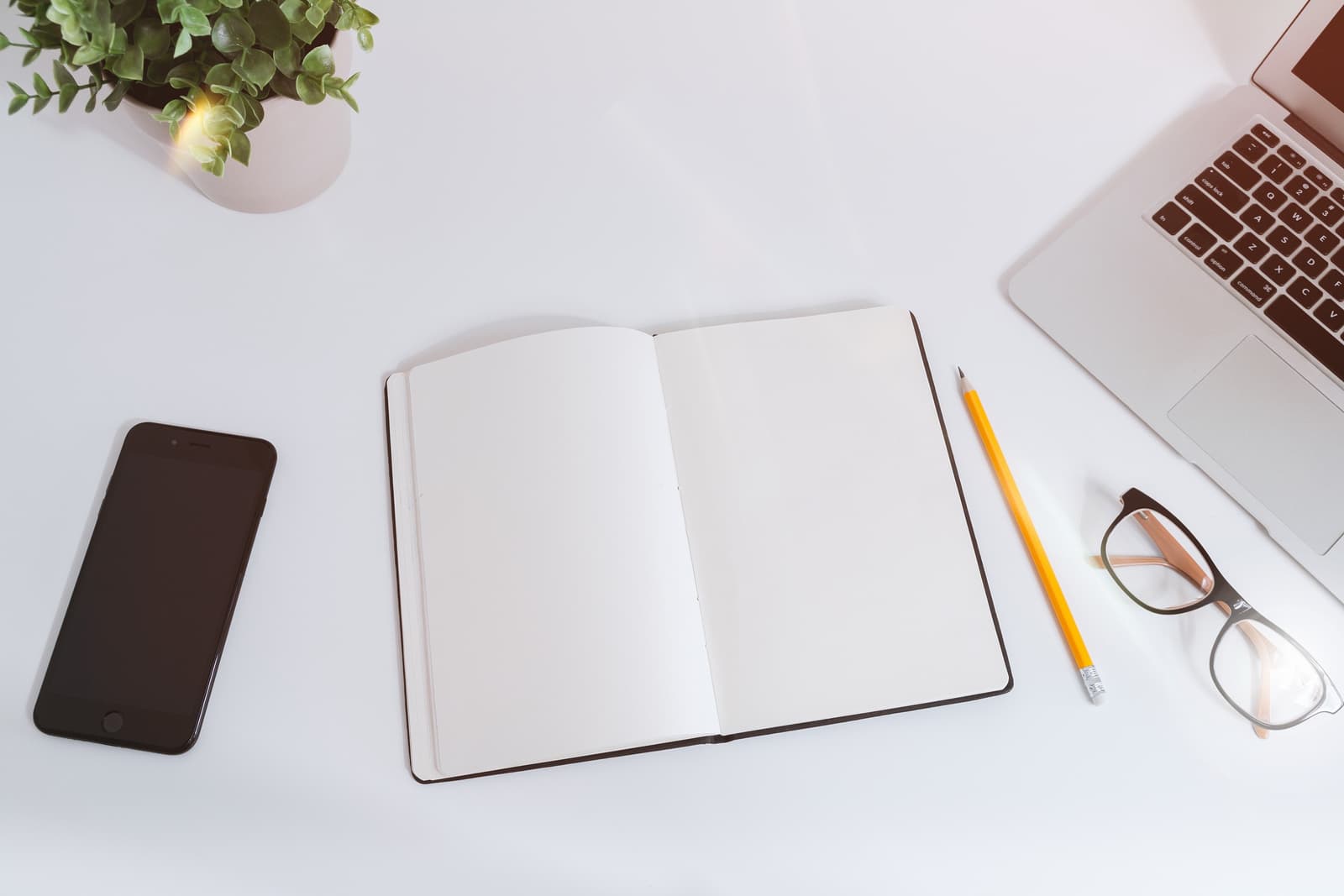 Comparing email support outsourcing companies and outsourced customer email providers