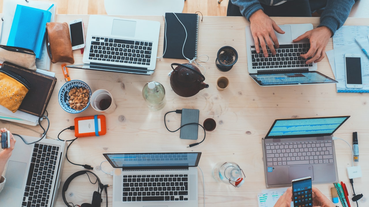 Email support queue management and quality review workflow